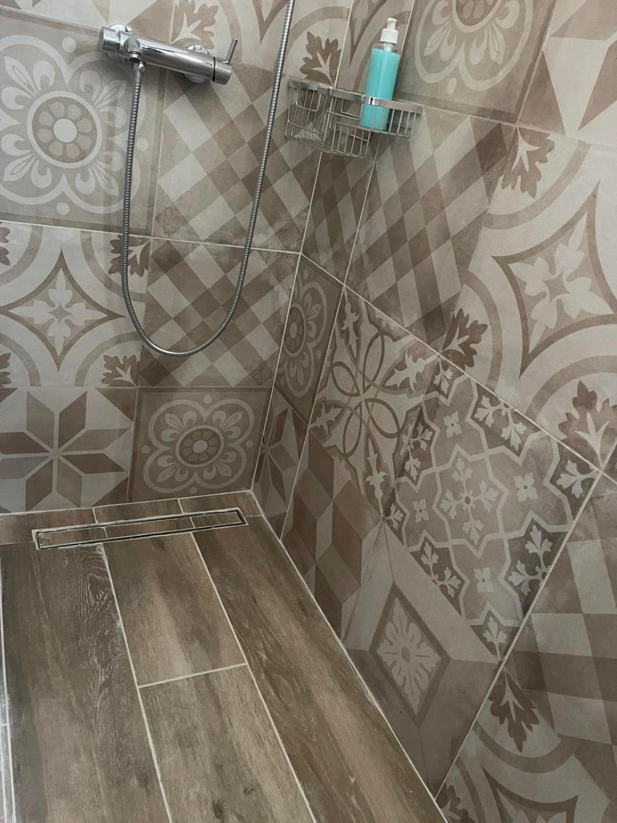 De Michanna Villa Anarita